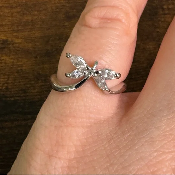 Silver Crystal Butterfly Ring size 5 Hallmarked 925 RSC - Picture 5 of 11